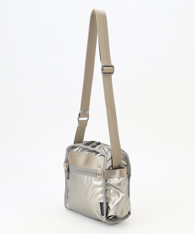 Y'SACCS 【Y’SACCS vous et】メタリックポシェット ガンメタリック