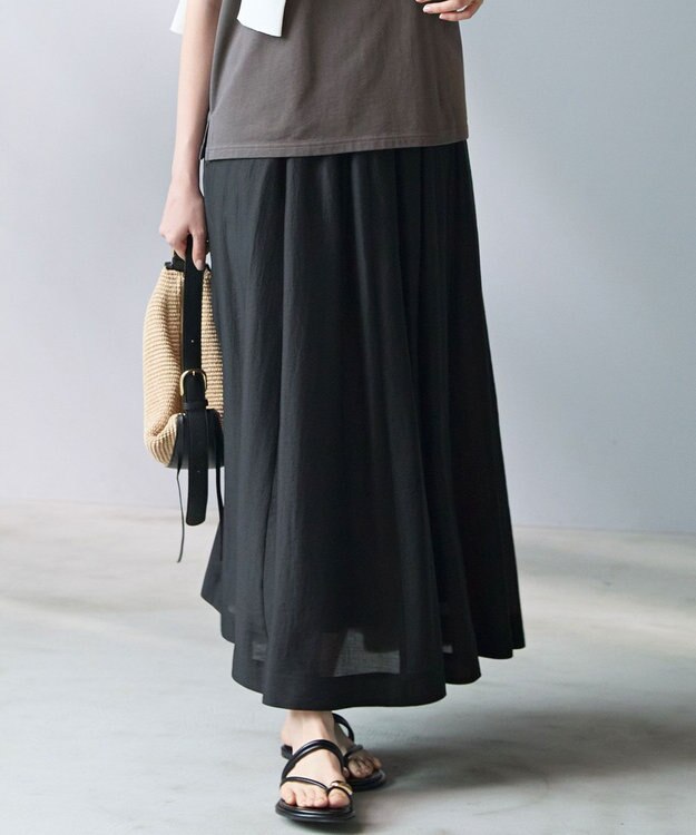 23区 【SLOW/一部店舗限定】エアリーフレア スカート ブラック