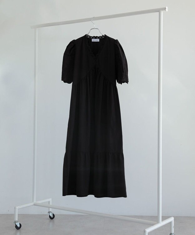 Green Parks ■ＥＳＣＡＲ　刺繍スリーブギャザーワンピース Black