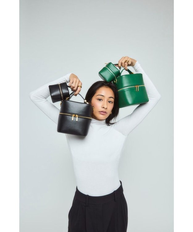 style code 【VerdeVari/ヴェルデヴァリ】バニティバッグ グリーン