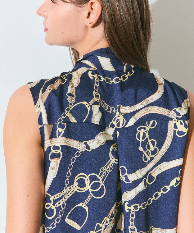 GRACE CONTINENTAL チェーンプリントボウタイブラウス ネイビー