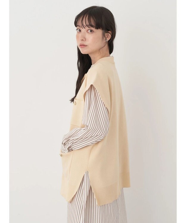 earth music&ecology 金ボタンニットベスト Beige