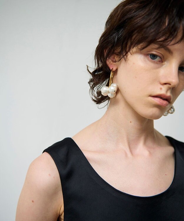 GRACE CONTINENTAL MOY paris Aria ピアス ホワイト