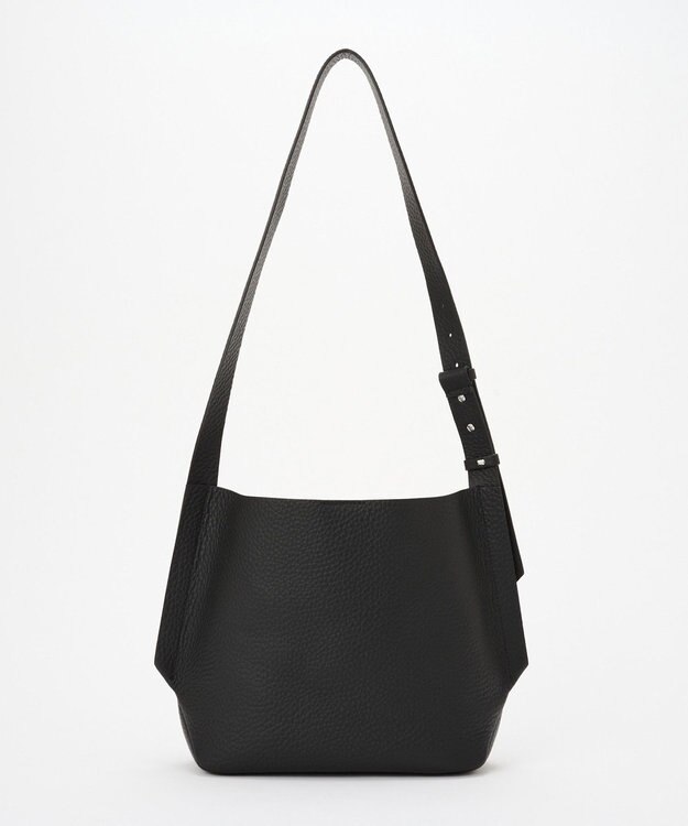 IACUCCI ルオータ ミディアムショルダー ALCE ブラック