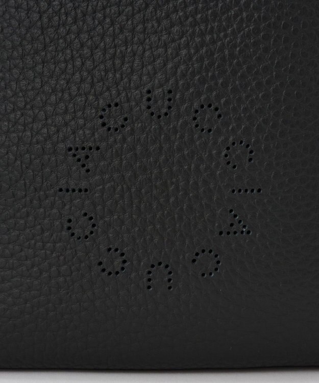 IACUCCI ルオータ ミディアムショルダー ALCE ブラック