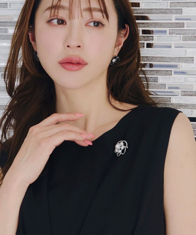 Tiaclasse 【選べる2TYPE】スモールフラワーブローチ シルバー