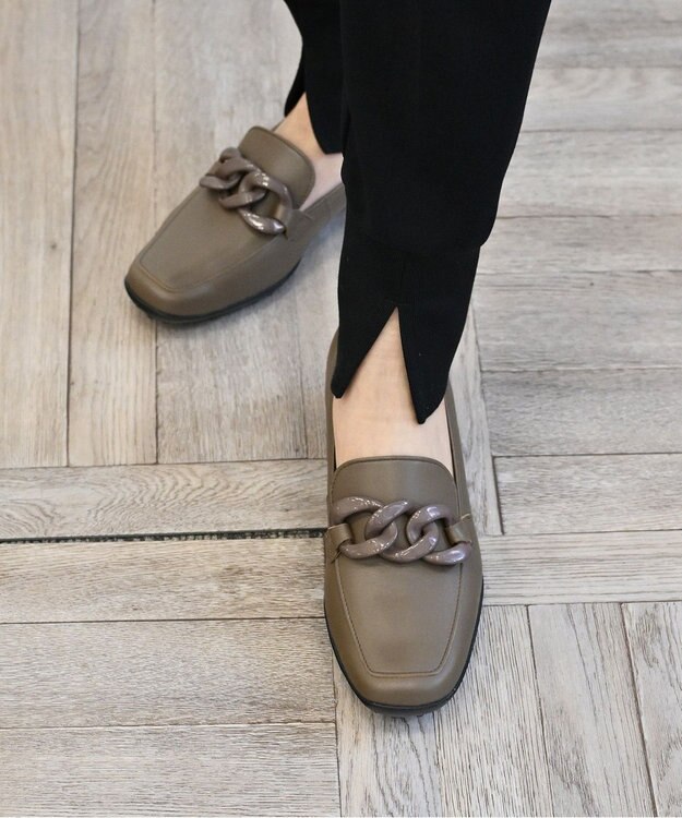 Pointer 【石岡真実さん着用】日本製 本革超軽量チェーンモチーフローファー オークグレー