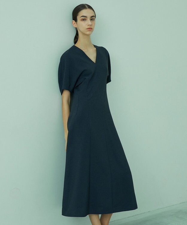 BEIGE， IVY / Vネックワンピース Navy
