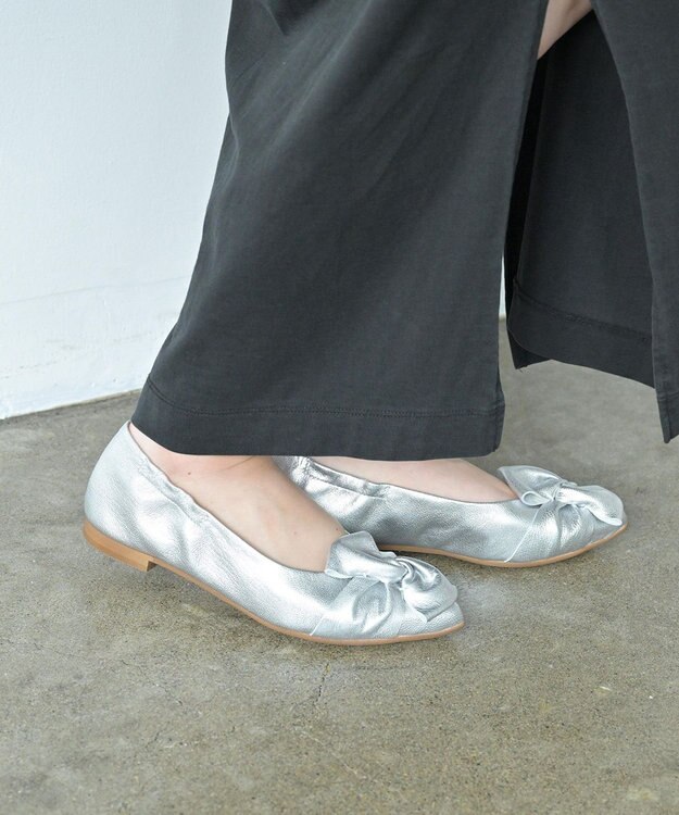 nouvelleRobe Oū 新色追加【本革・高反発】Butterfly knot ポインテッドトゥ パンプス シルバー