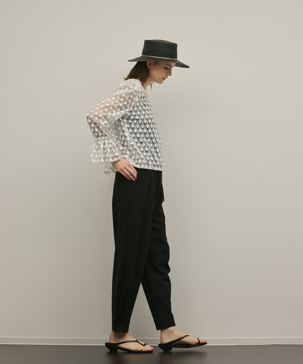 GRACE CONTINENTAL ポンチイージーパンツ ブラック