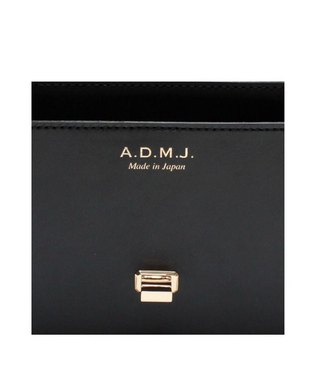 A.D.M.J. 【牛革】ヴィッテリアルマスクエアショルダー NE