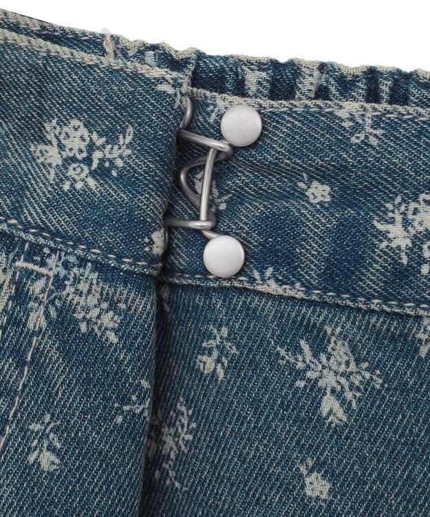 earth music&ecology タックホックデニムパンツ Flower