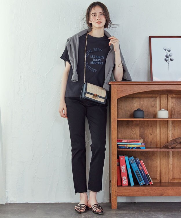 23区 【SLOW/一部店舗限定】エフォートレス プリントTシャツ ブラック系