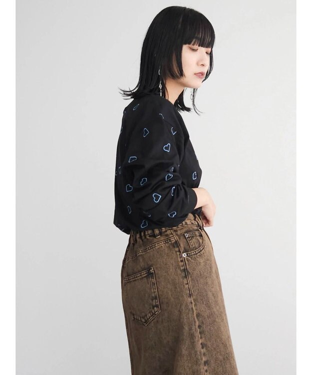 Green Parks ・Ｄｏｕｂｌｅ　Ｆｌａｇｓ　ハート刺繍ロンＴ Black