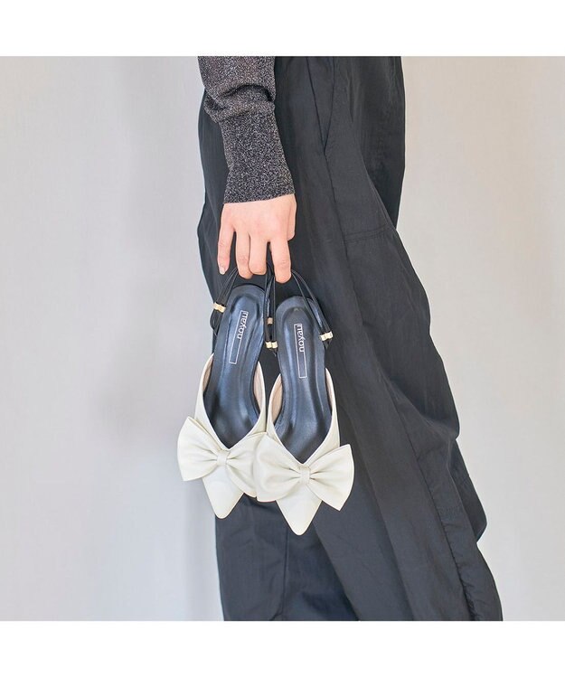 MODE ET JACOMO <noyau>2WAYリボンストラップミュールパンプス ホワイトコンビ