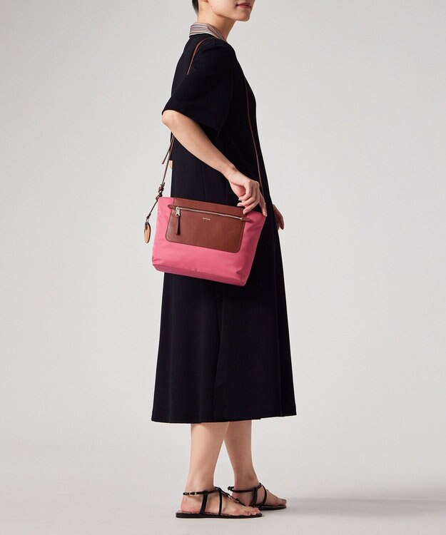 Paul Smith モダンナイロン ショルダーバッグ ピンク