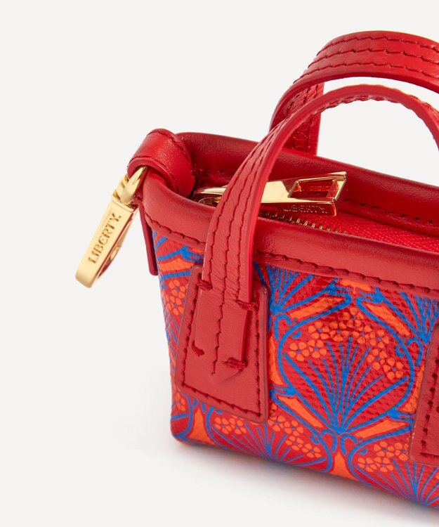 LIBERTY. アイフィス マールボロ チャーム レッド