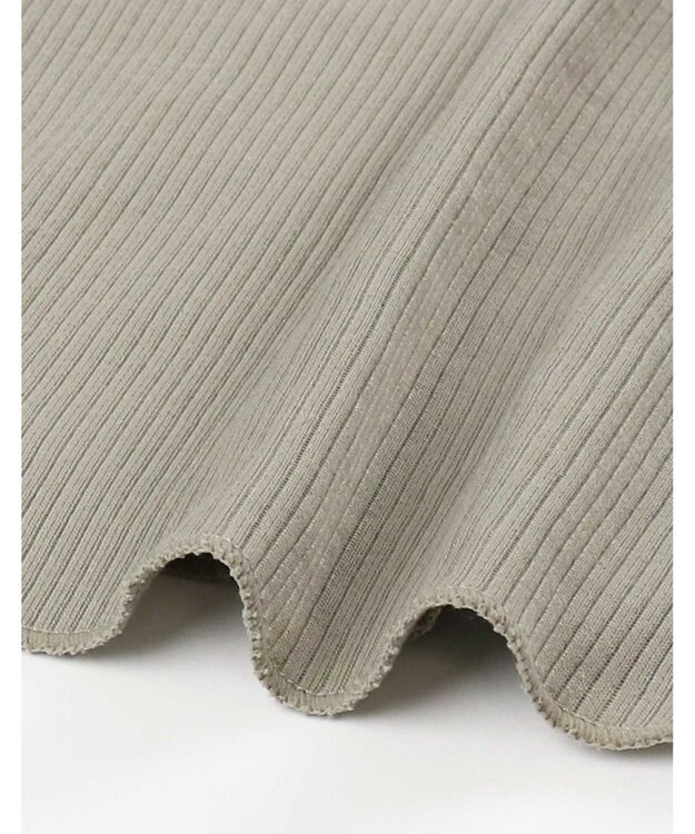 AMPHI カップ付きインナー 【ブラトップ】 キャミソール 上向きで立体的なバストシルエット しめつけ感が少ない 脇スッキリ JWG100 アンフィ／ワコール グレー