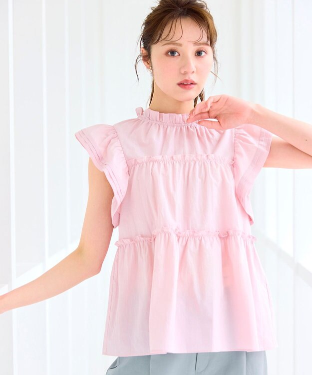 Feroux 【洗える】ペプラムシルエットフリルブラウス ピンク系