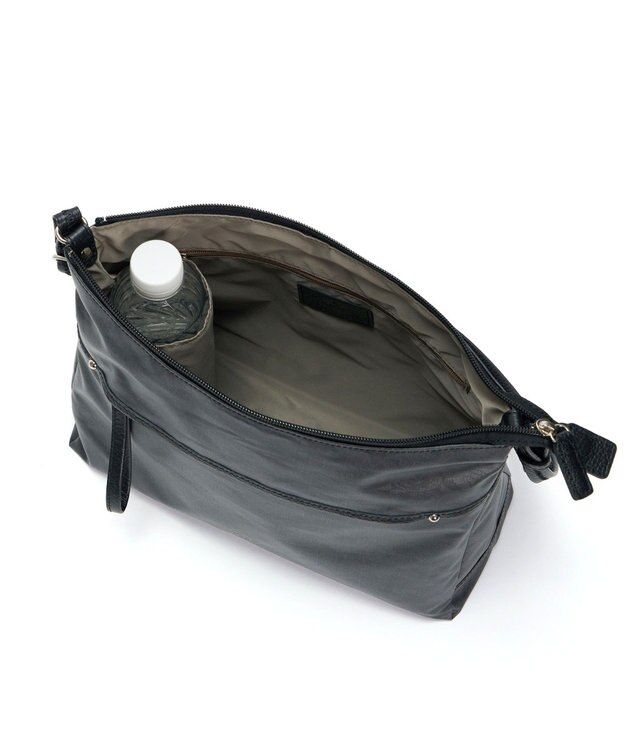 PELLE BORSA シンプルショルダーバッグ Alive アライブ 4449 マットブラック