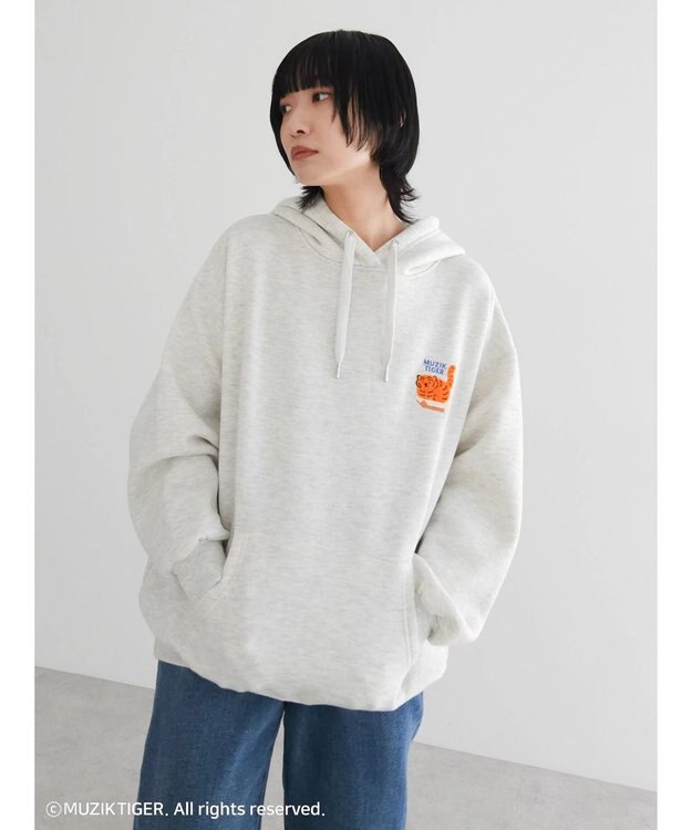 Green Parks ムジークタイガー／裏起毛刺しゅうフーディー Oatmeal
