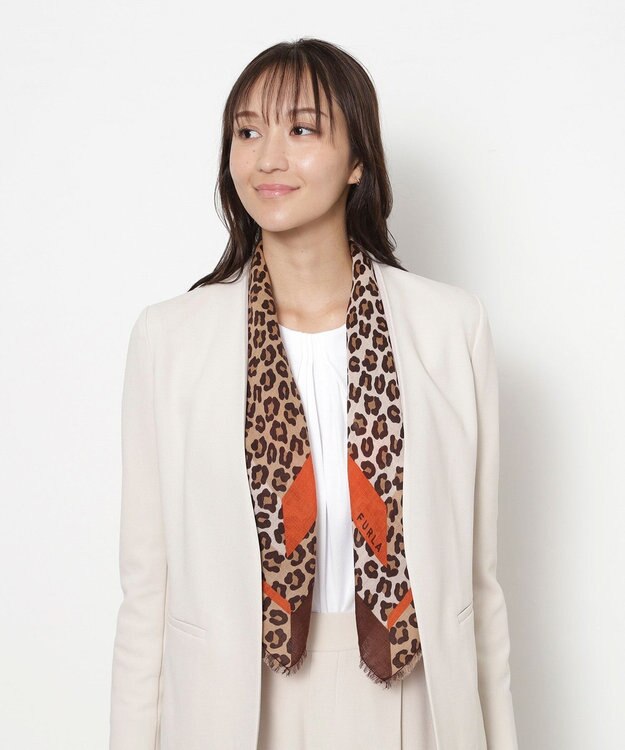 MOONBAT FURLA(フルラ）レオパードウールスカーフ 80×80㎝ ブラウン