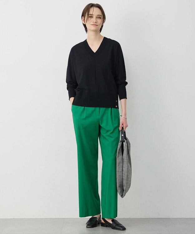 ICB クリアレーヨンストレッチ Vネックニット ブラック