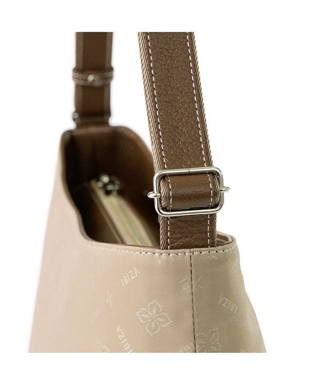 IBIZA モノグラムナイロン　ショルダーバッグ シャンパンゴールド