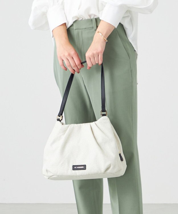 LA BAGAGERIE ナチュラルタックトート ホワイト