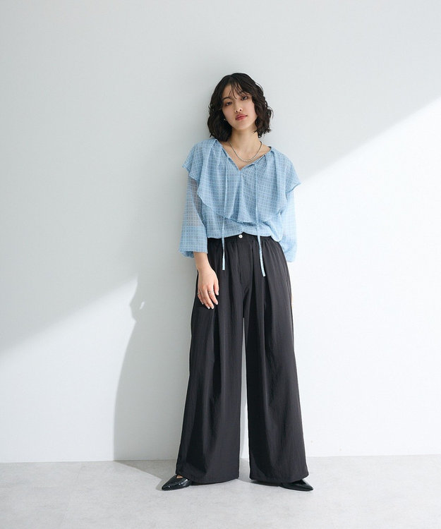 Green Parks チェックシアーフリルブラウス Sax