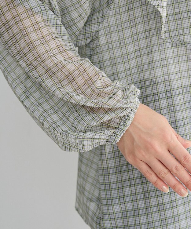 Green Parks チェックシアーフリルブラウス Off White