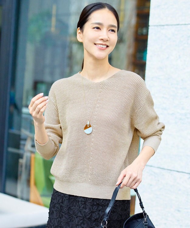 自由区 リネンミドルゲージプルオーバー ニット ベージュラメ