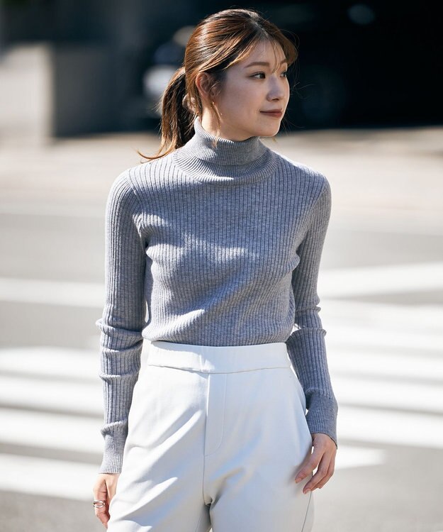 UNFILO 【吸湿発熱】リブ タートルネック ニット グレー