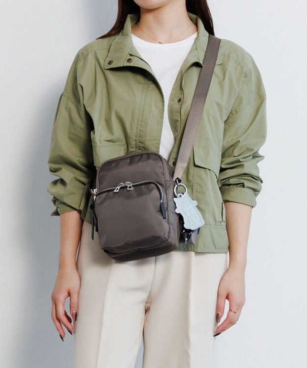 ACE BAGS & LUGGAGE HAyU × ace. フィカス ショルダーバッグ 19101 ハユ チャコール