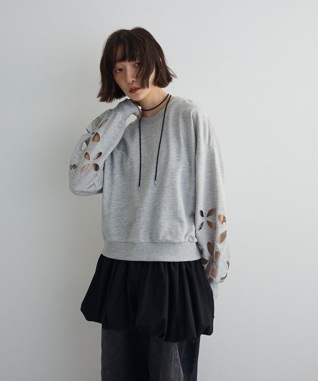 Green Parks フラワーくり抜き刺繍スウェットプルオーバー Gray Mixture