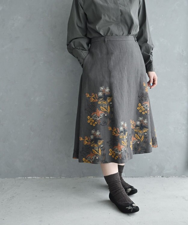 muuc 小花柄刺繍のバレエシューズ ベージュ