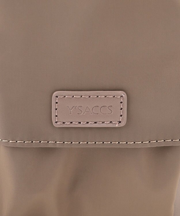 Y'SACCS ミリタリーフラップショルダー　Mサイズ グレージュ