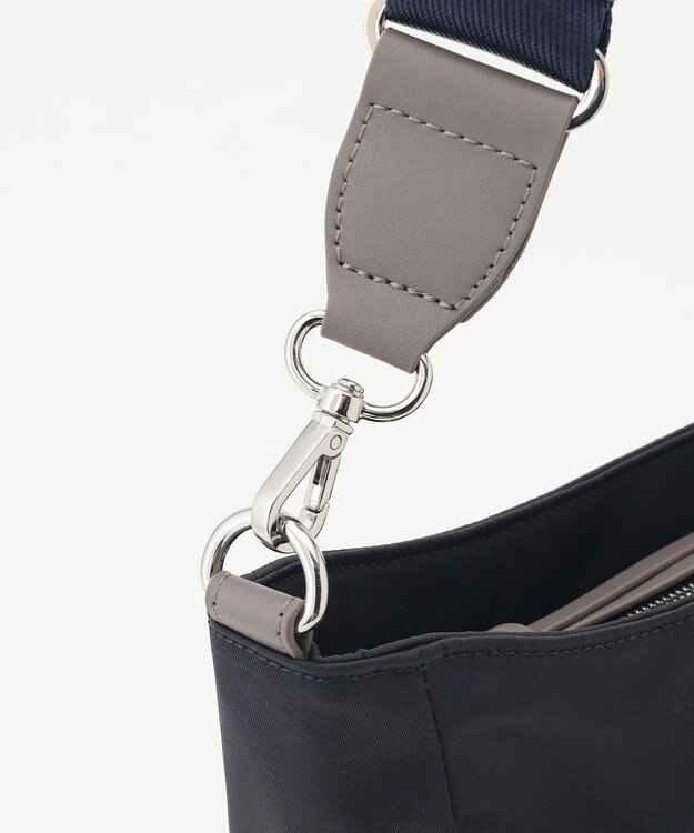 Y'SACCS ツイルナイロン　カーブショルダー　Mサイズ ネイビー