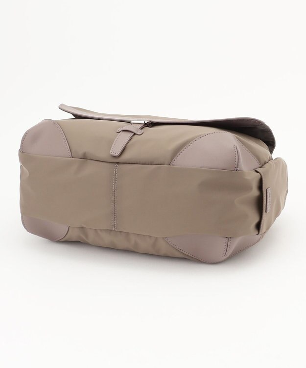 Y'SACCS ミリタリーフラップショルダー　Mサイズ グレージュ