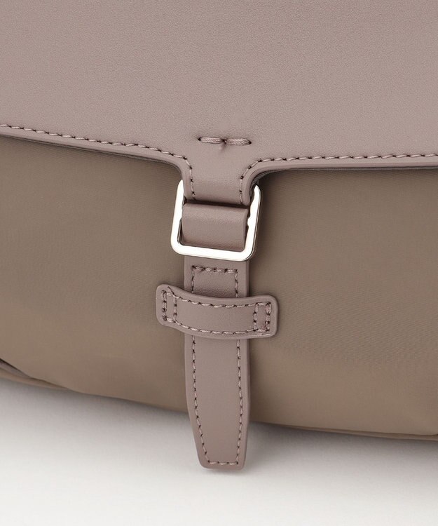 Y'SACCS ミリタリーフラップショルダー　Mサイズ グレージュ