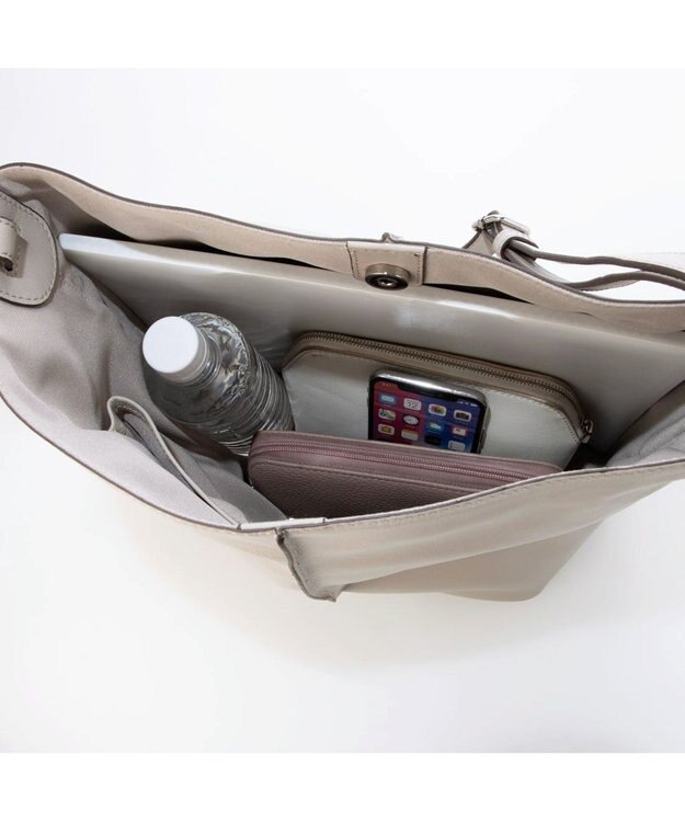 UNBILLION アトランタ ATLANTA / やぎ革軽量ショルダーL ベージュ