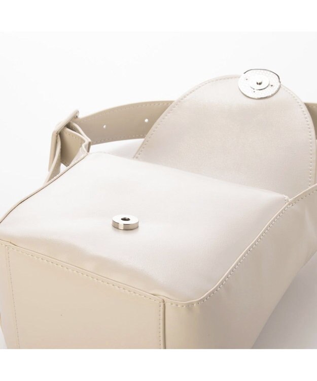 UNBILLION 【テレビ ドラマ着用アイテム】カカトゥ kakatoo / ミディアムセミショルダーバッグ アイボリー