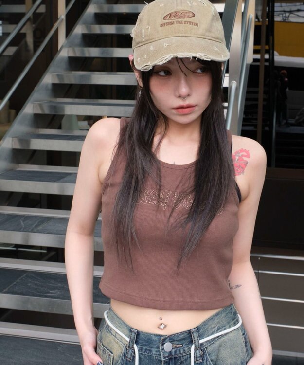 WEGO スタッズグラフィックタンク ブラウン