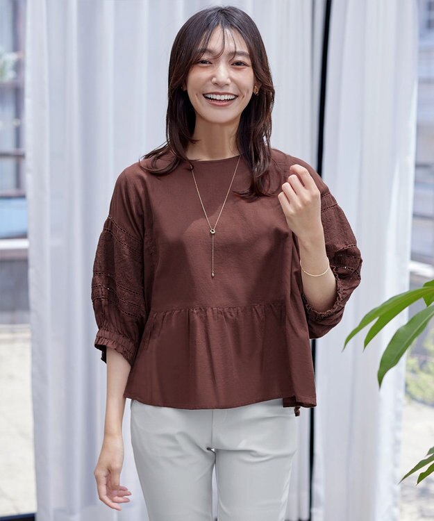Tiaclasse 【洗える】コットンエンブロイダリーブラウス ブラウン