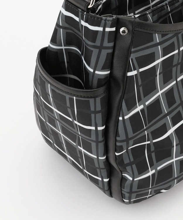 Y'SACCS ドローイングチェックショルダーバッグ ブラック