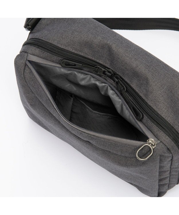 ACE BAGS & LUGGAGE エースジーン ホバーライト2 ショルダーバッグ 67613 グレー