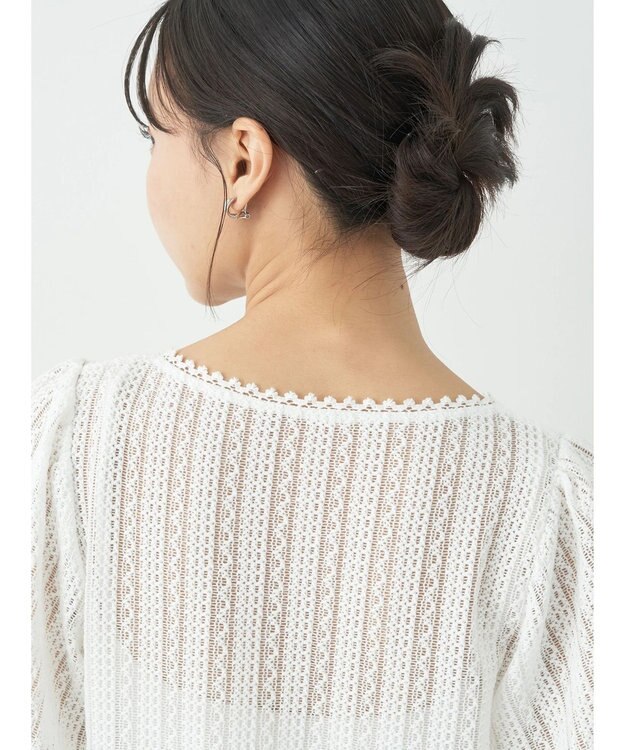 earth music&ecology コンパクトレースカーディガン White