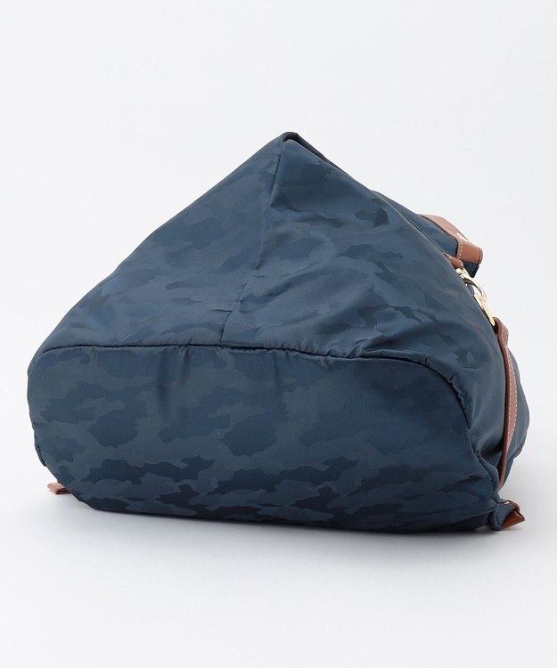 LA BAGAGERIE カモフラジャカード はっ水スマートリュック ネイビー