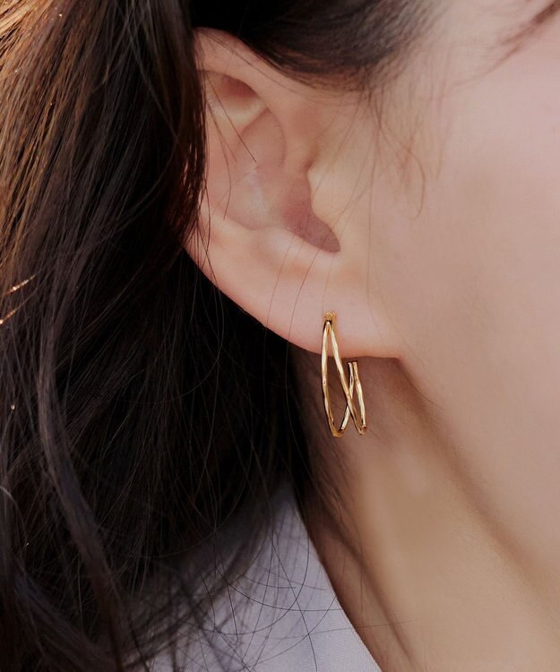 Tiaclasse 【金属アレルギー対応】ダブルラインカーブピアス ゴールド