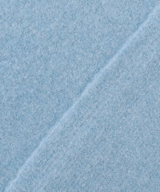 UNFILO 【WEB/一部店舗限定】ふわふわニット 三角ストール サックス